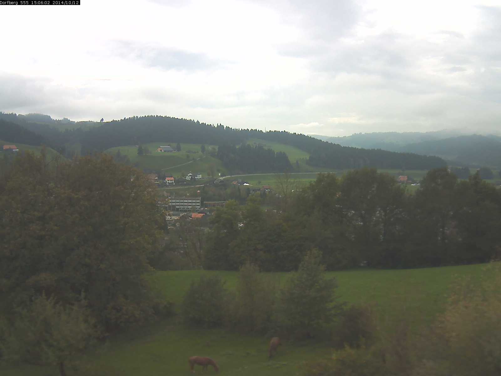 Webcam-Bild: Aussicht vom Dorfberg in Langnau 20141012-150601
