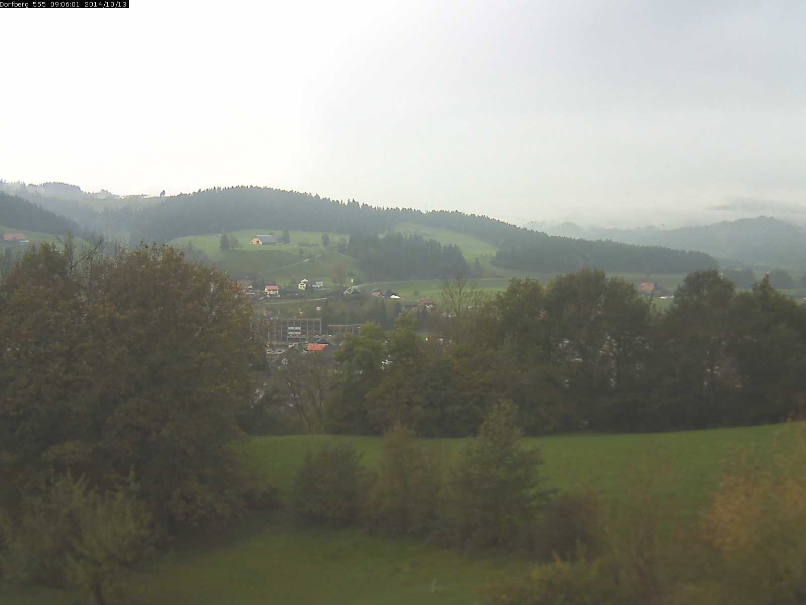Webcam-Bild: Aussicht vom Dorfberg in Langnau 20141013-090601