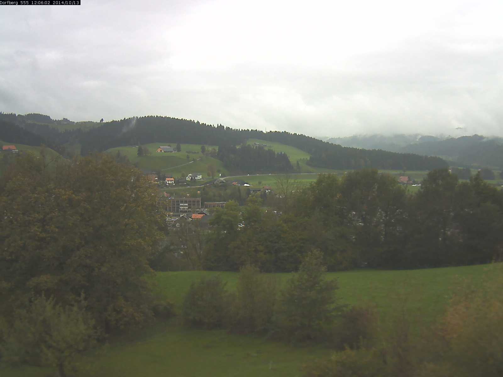 Webcam-Bild: Aussicht vom Dorfberg in Langnau 20141013-120601