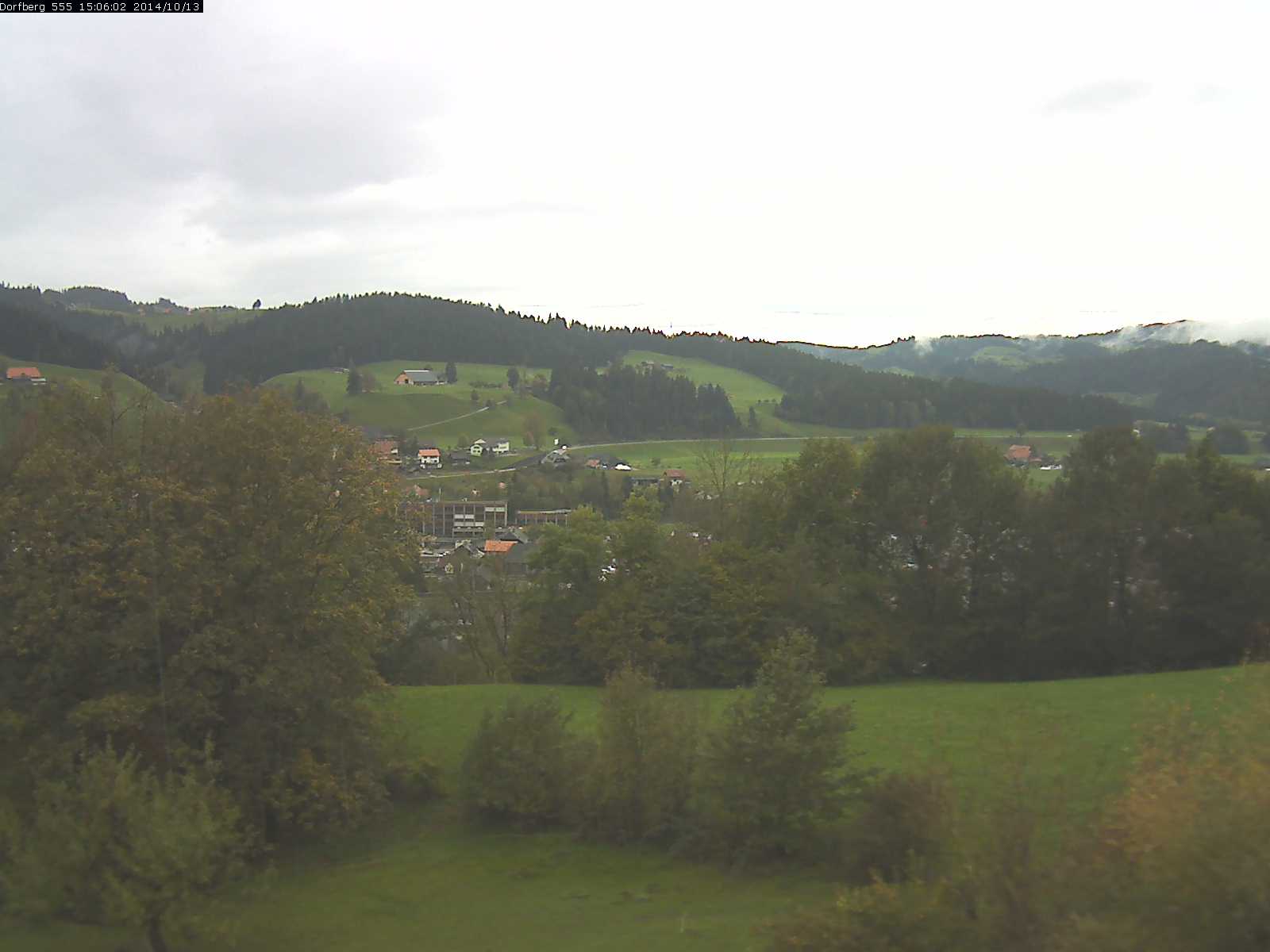 Webcam-Bild: Aussicht vom Dorfberg in Langnau 20141013-150601