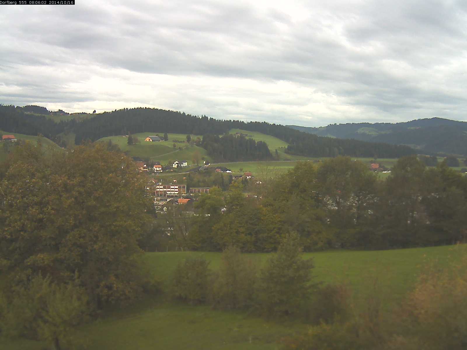 Webcam-Bild: Aussicht vom Dorfberg in Langnau 20141016-080601