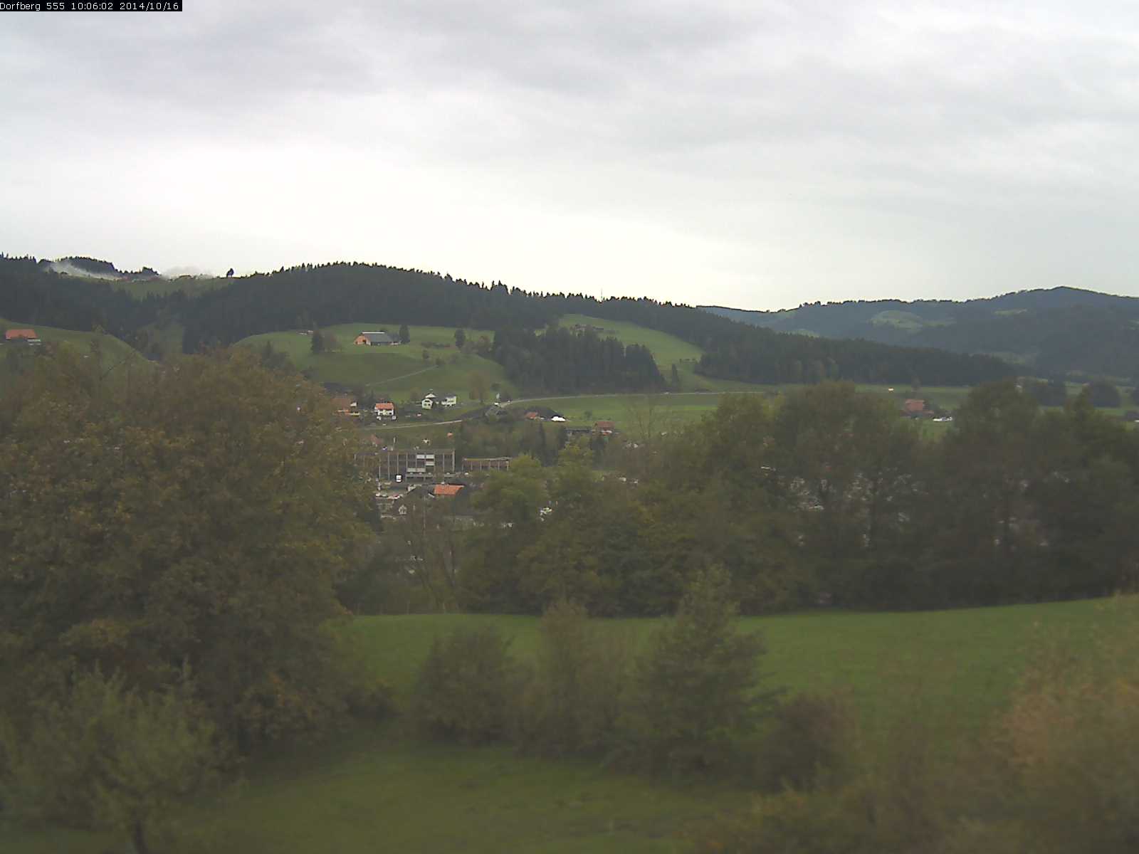 Webcam-Bild: Aussicht vom Dorfberg in Langnau 20141016-100601