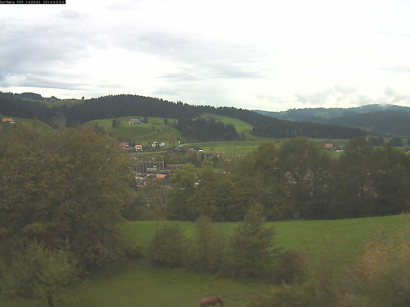 Webcam-Bild: Aussicht vom Dorfberg in Langnau 20141016-140601