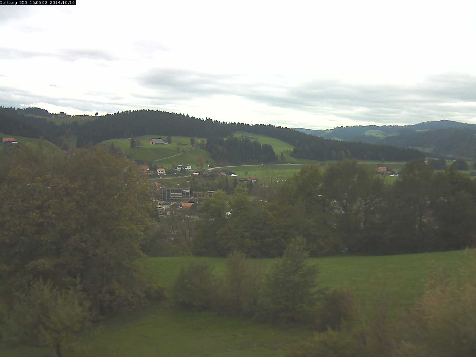 Webcam-Bild: Aussicht vom Dorfberg in Langnau 20141016-160601