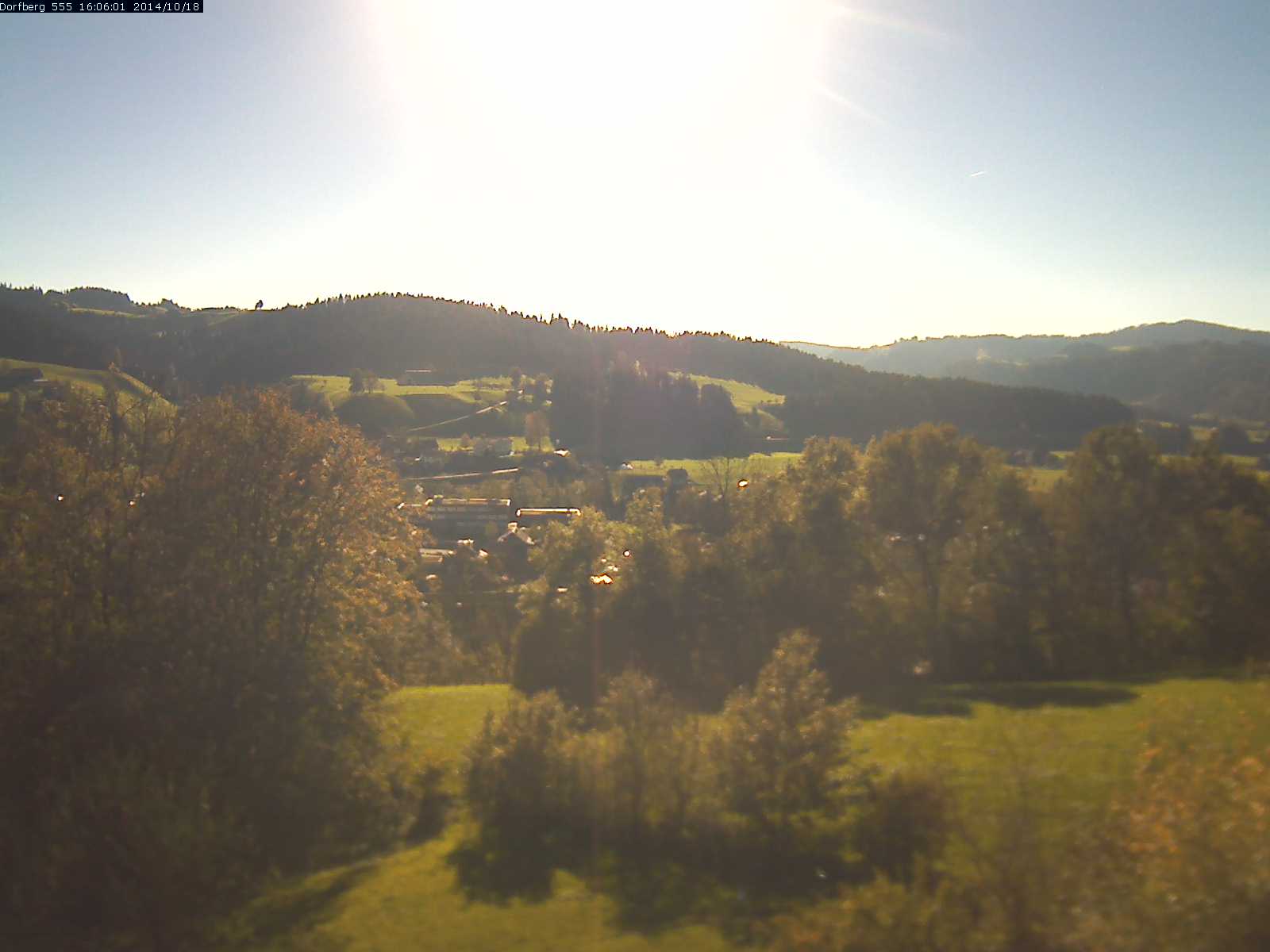Webcam-Bild: Aussicht vom Dorfberg in Langnau 20141018-160601