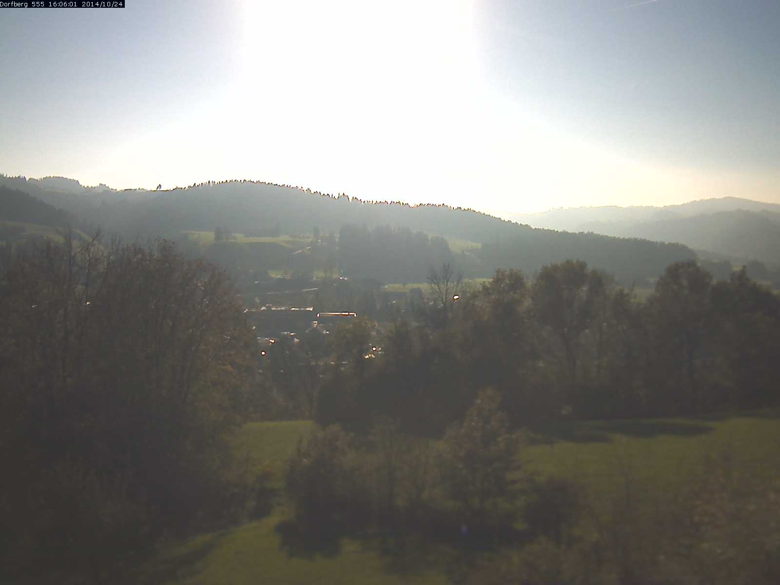 Webcam-Bild: Aussicht vom Dorfberg in Langnau 20141024-160601