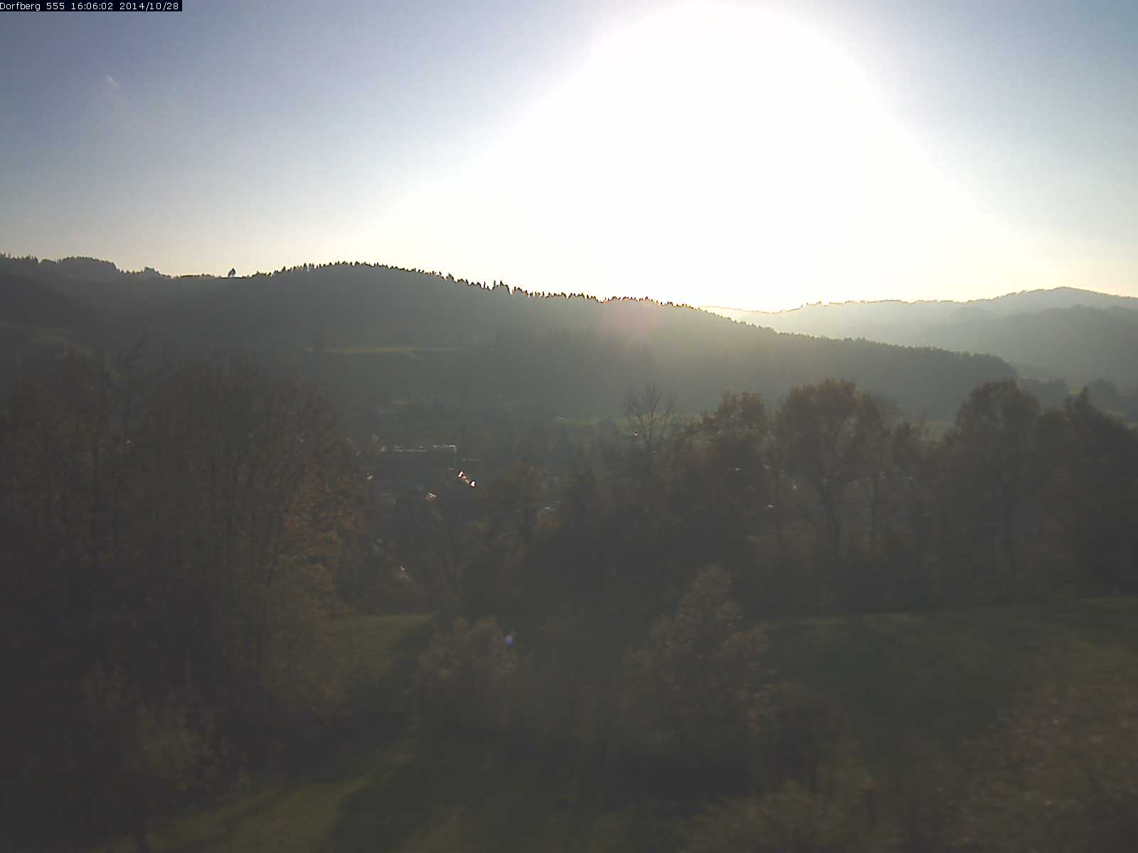 Webcam-Bild: Aussicht vom Dorfberg in Langnau 20141028-160601