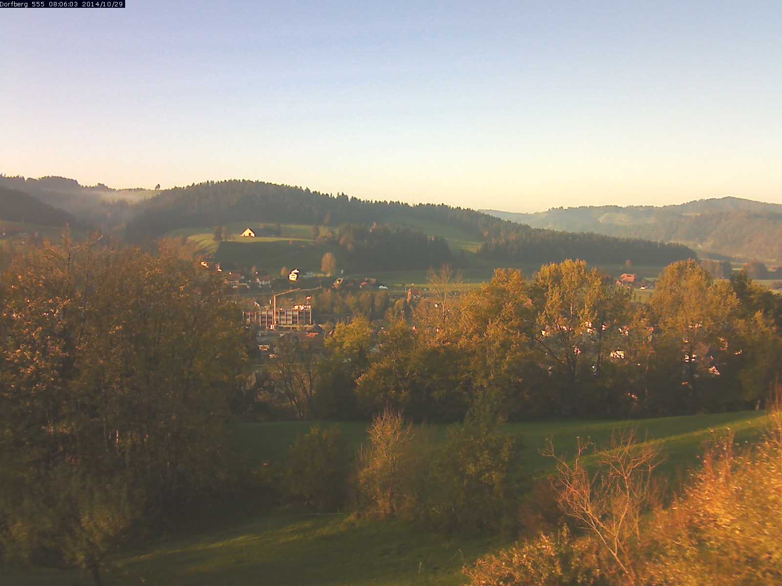 Webcam-Bild: Aussicht vom Dorfberg in Langnau 20141029-080601