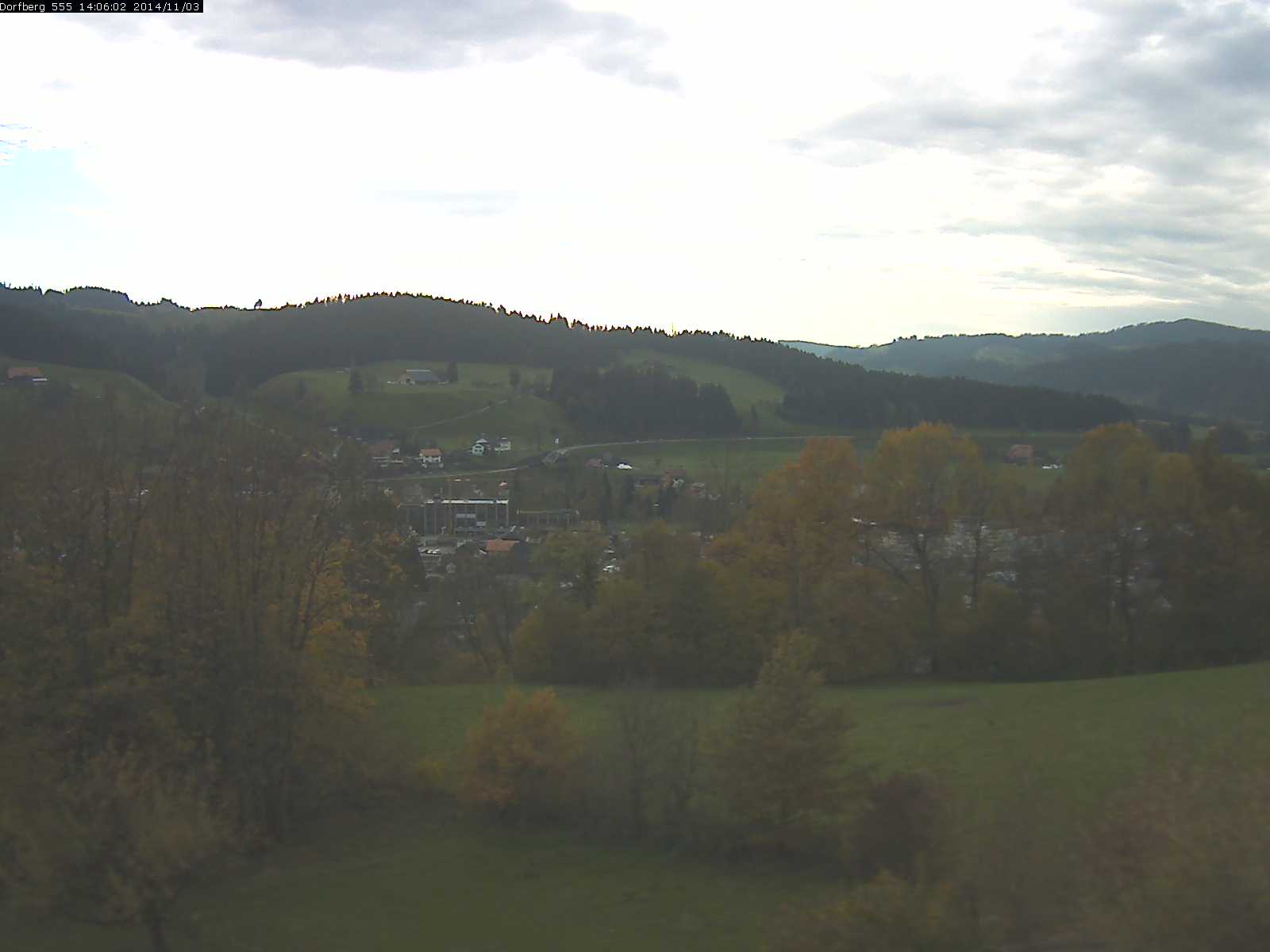 Webcam-Bild: Aussicht vom Dorfberg in Langnau 20141103-140602