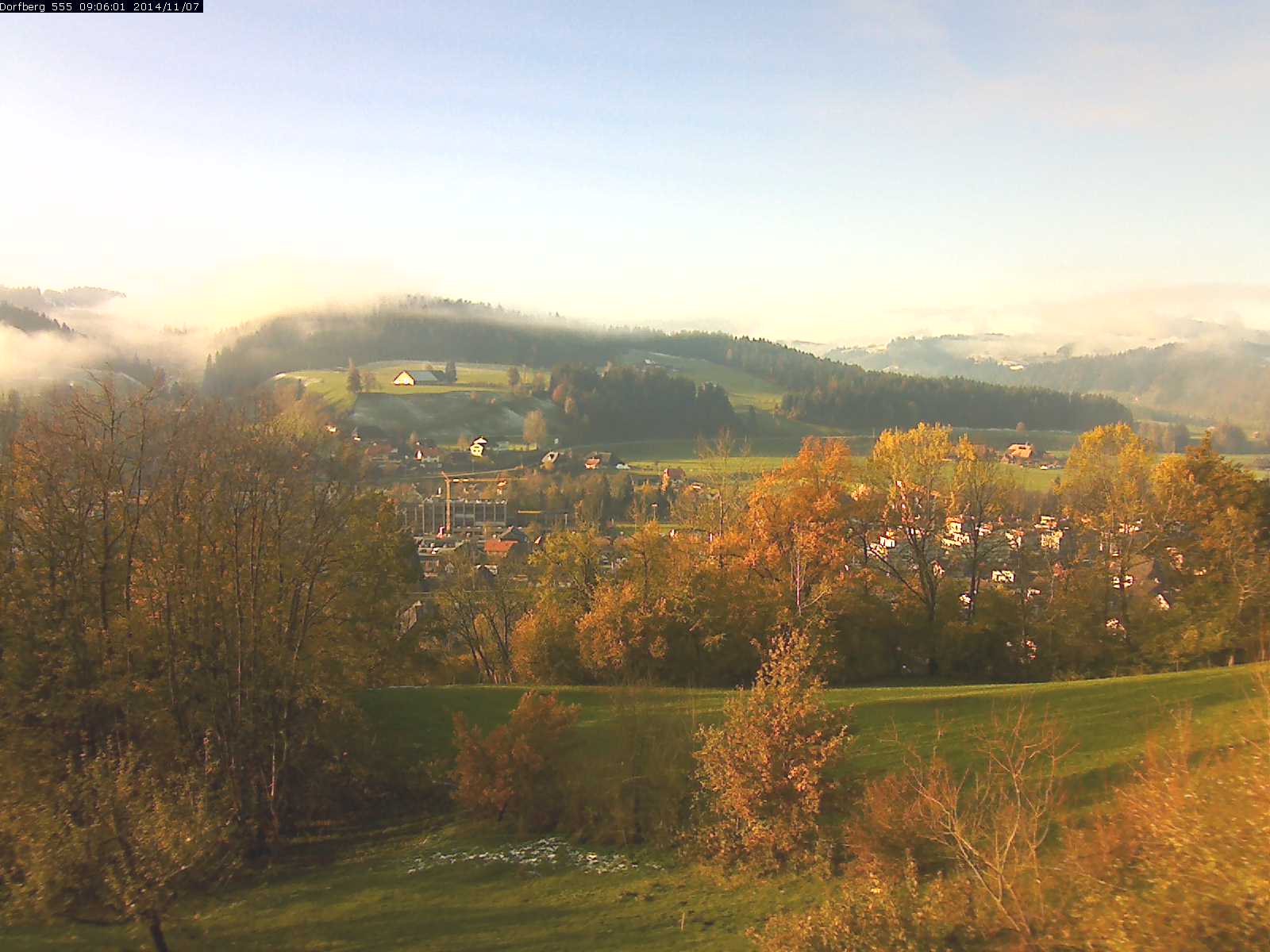 Webcam-Bild: Aussicht vom Dorfberg in Langnau 20141107-090601