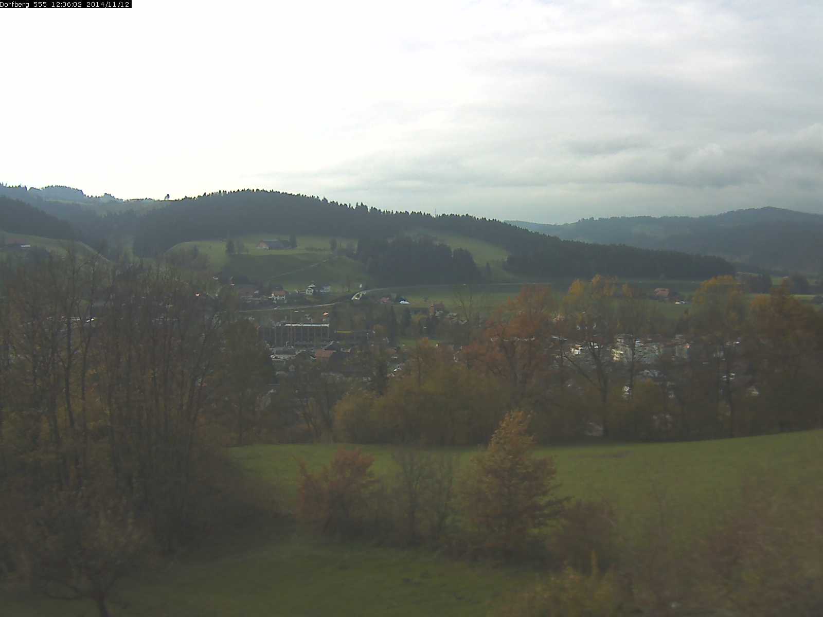 Webcam-Bild: Aussicht vom Dorfberg in Langnau 20141112-120601