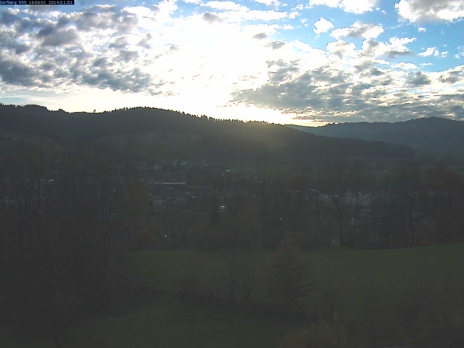 Webcam-Bild: Aussicht vom Dorfberg in Langnau 20141121-160601