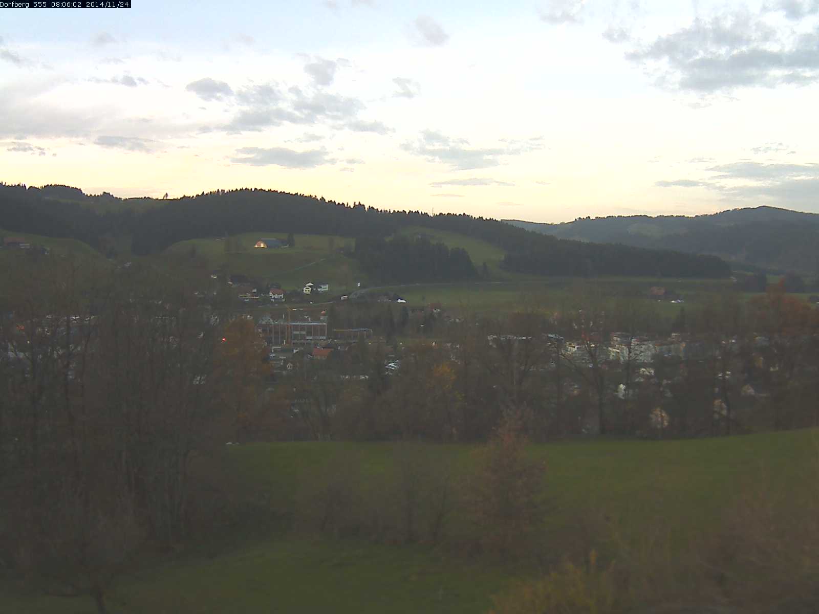 Webcam-Bild: Aussicht vom Dorfberg in Langnau 20141124-080601