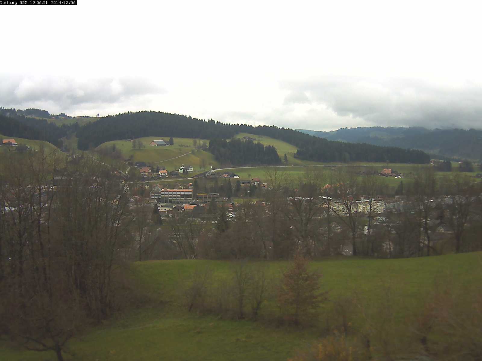 Webcam-Bild: Aussicht vom Dorfberg in Langnau 20141206-120601