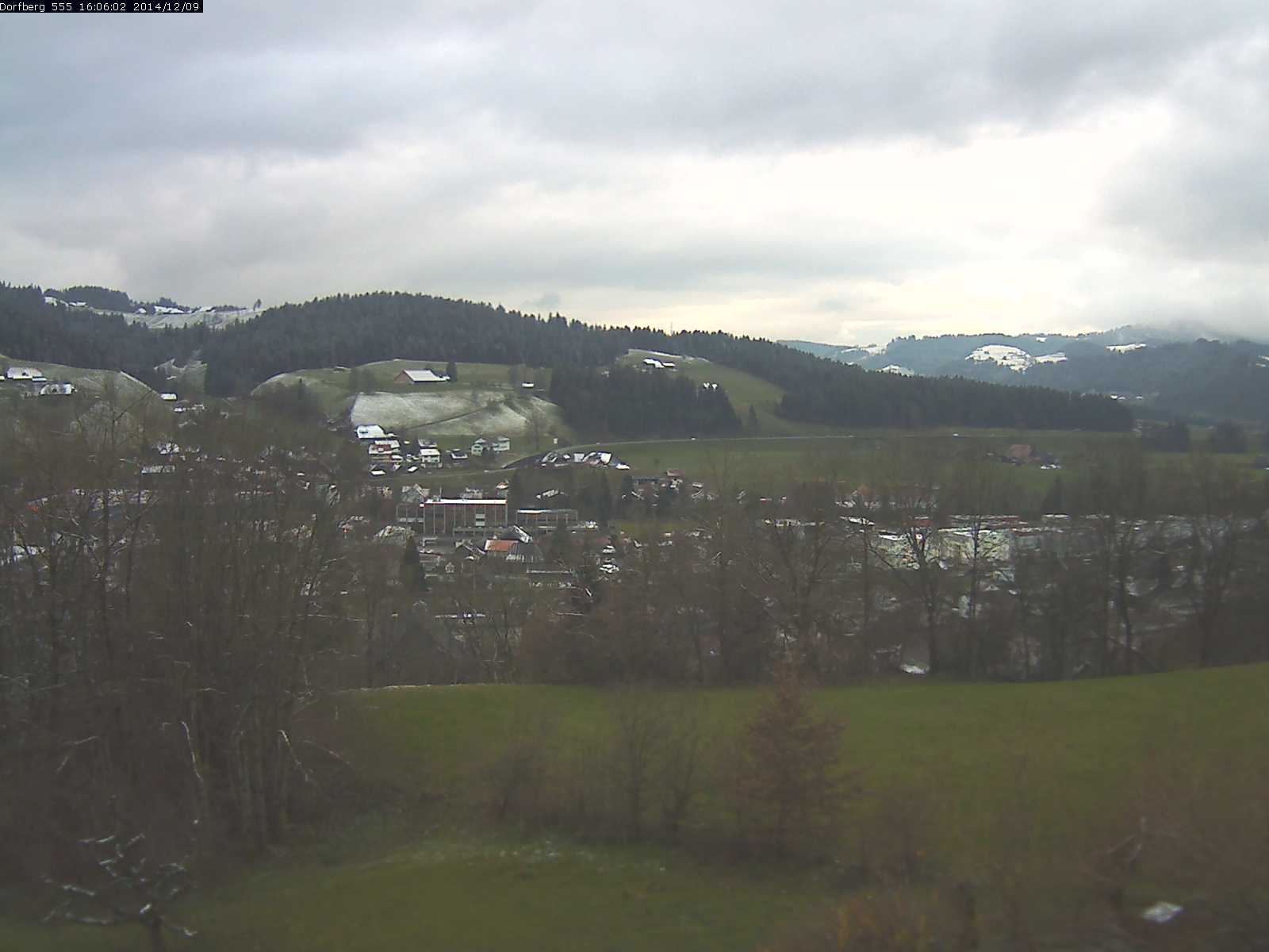 Webcam-Bild: Aussicht vom Dorfberg in Langnau 20141209-160601