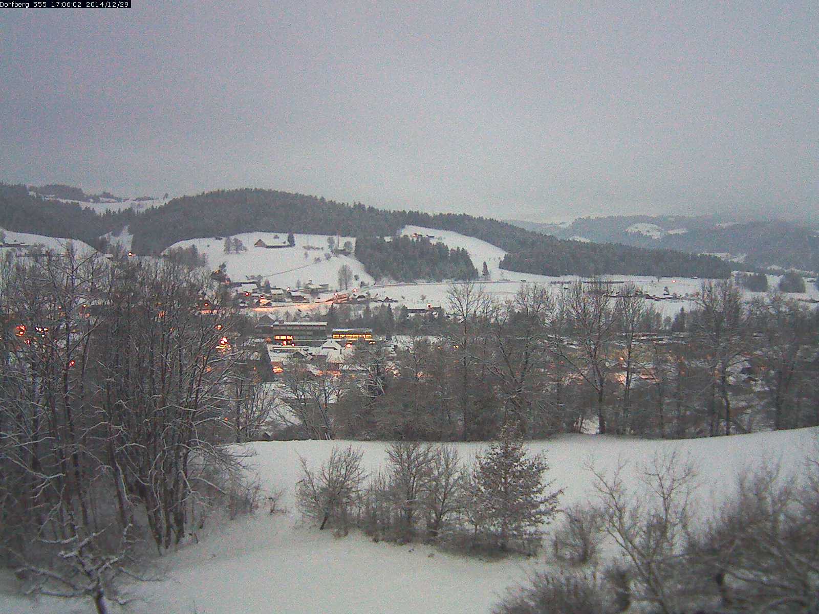Webcam-Bild: Aussicht vom Dorfberg in Langnau 20141229-170601