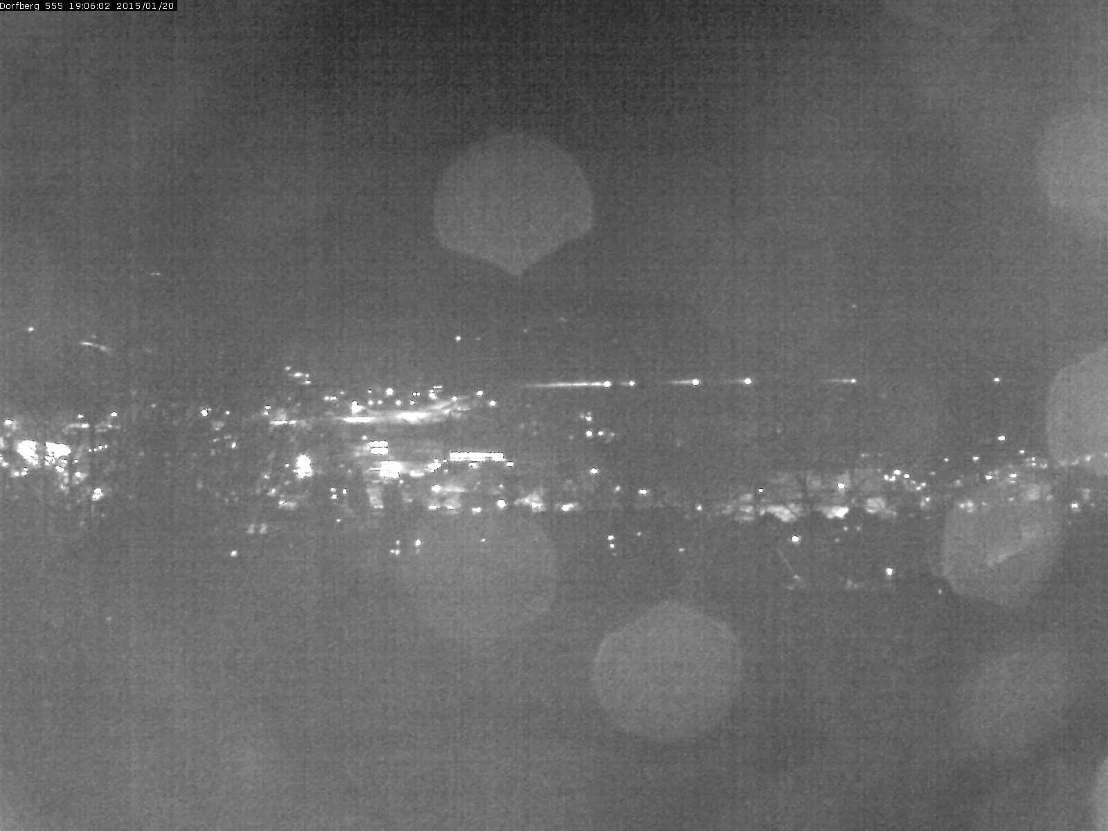 Webcam-Bild: Aussicht vom Dorfberg in Langnau 20150120-190601