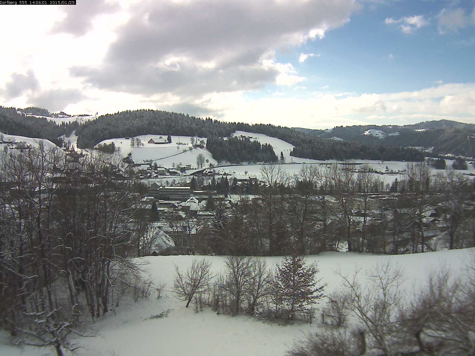 Webcam-Bild: Aussicht vom Dorfberg in Langnau 20150125-140601