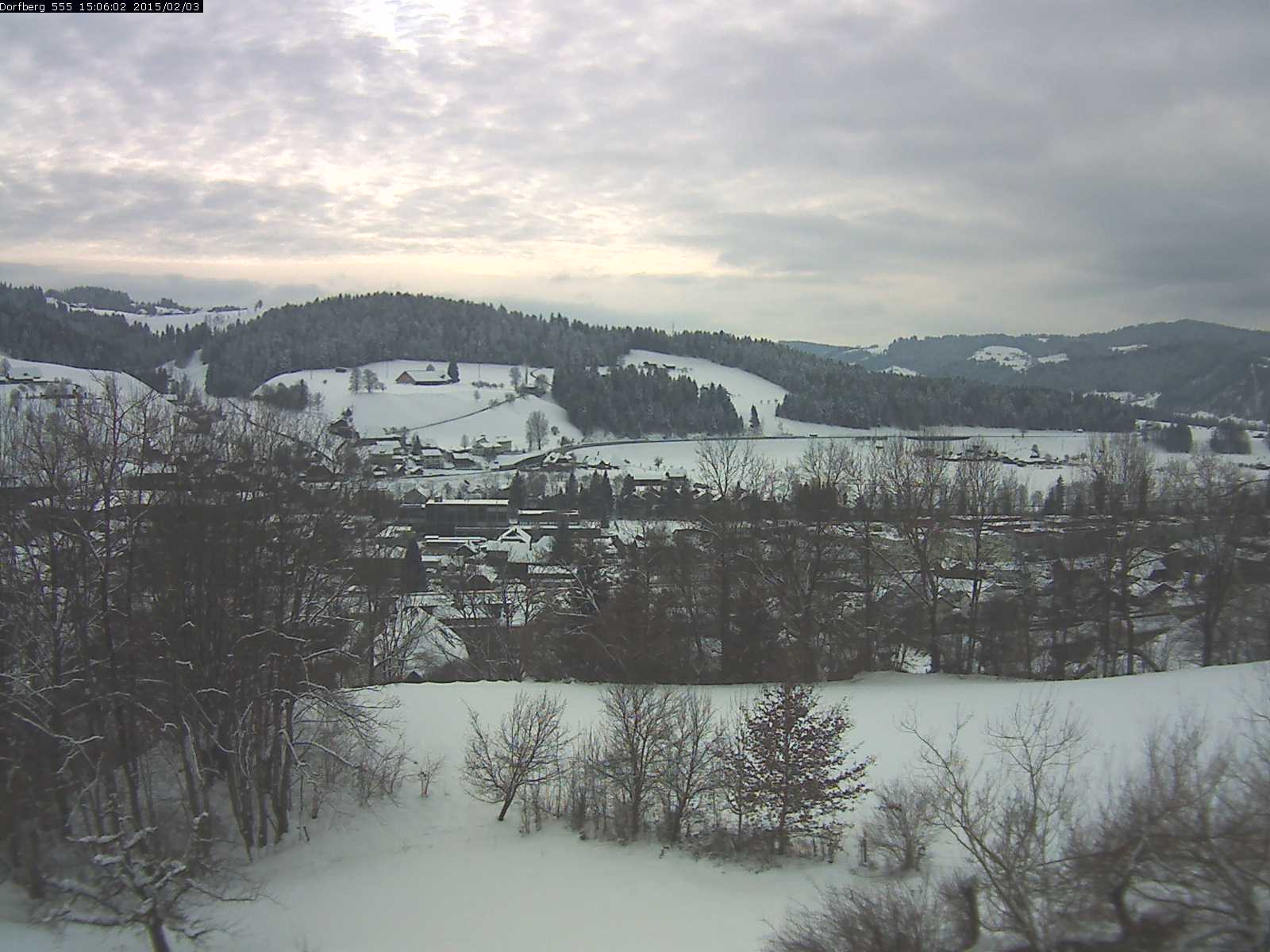 Webcam-Bild: Aussicht vom Dorfberg in Langnau 20150203-150601