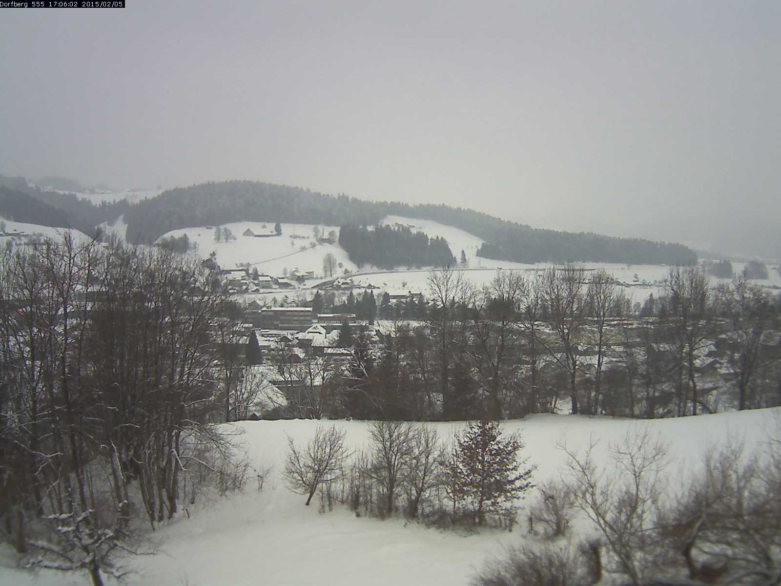 Webcam-Bild: Aussicht vom Dorfberg in Langnau 20150205-170601