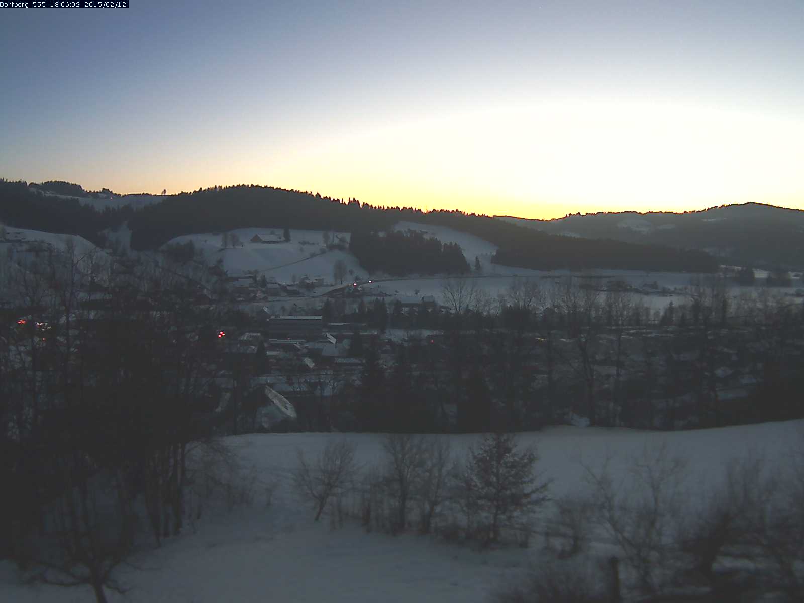 Webcam-Bild: Aussicht vom Dorfberg in Langnau 20150212-180601