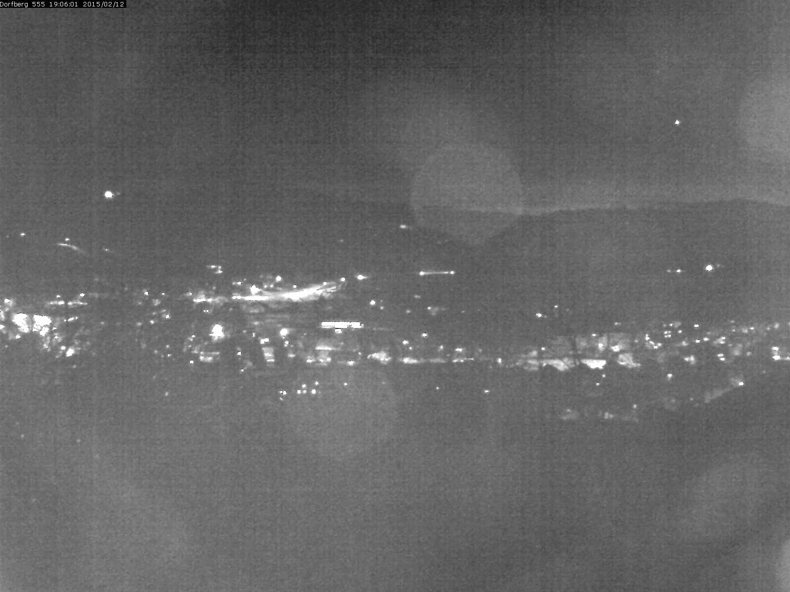 Webcam-Bild: Aussicht vom Dorfberg in Langnau 20150212-190601
