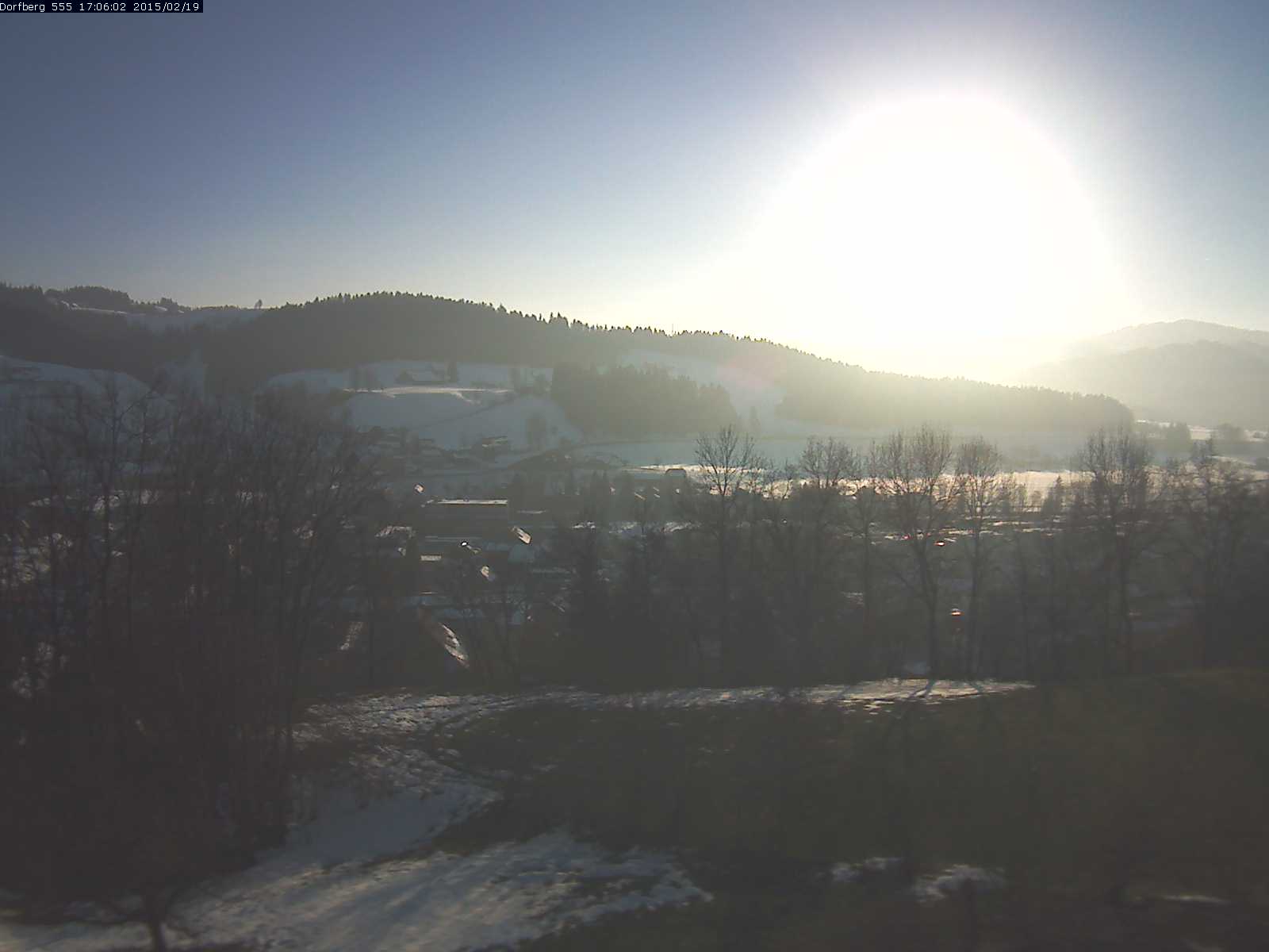 Webcam-Bild: Aussicht vom Dorfberg in Langnau 20150219-170601