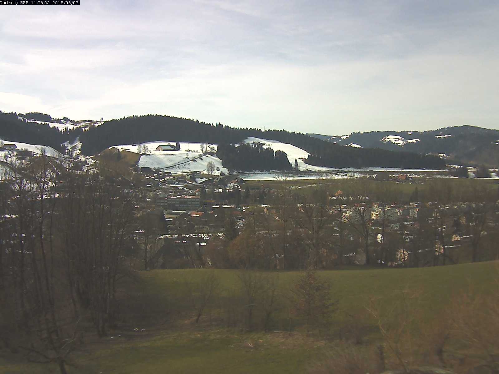 Webcam-Bild: Aussicht vom Dorfberg in Langnau 20150307-110601