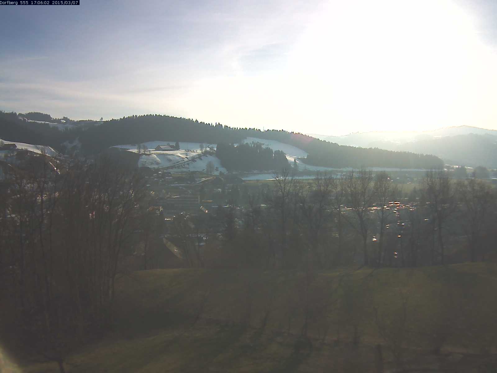 Webcam-Bild: Aussicht vom Dorfberg in Langnau 20150307-170601