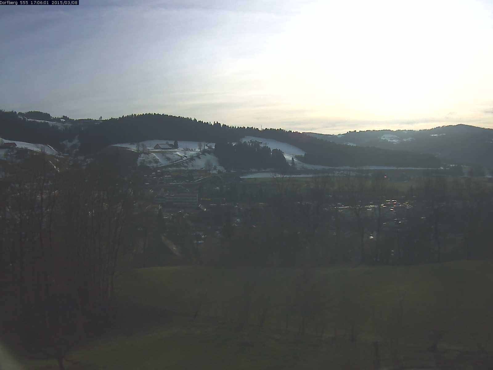 Webcam-Bild: Aussicht vom Dorfberg in Langnau 20150308-170601