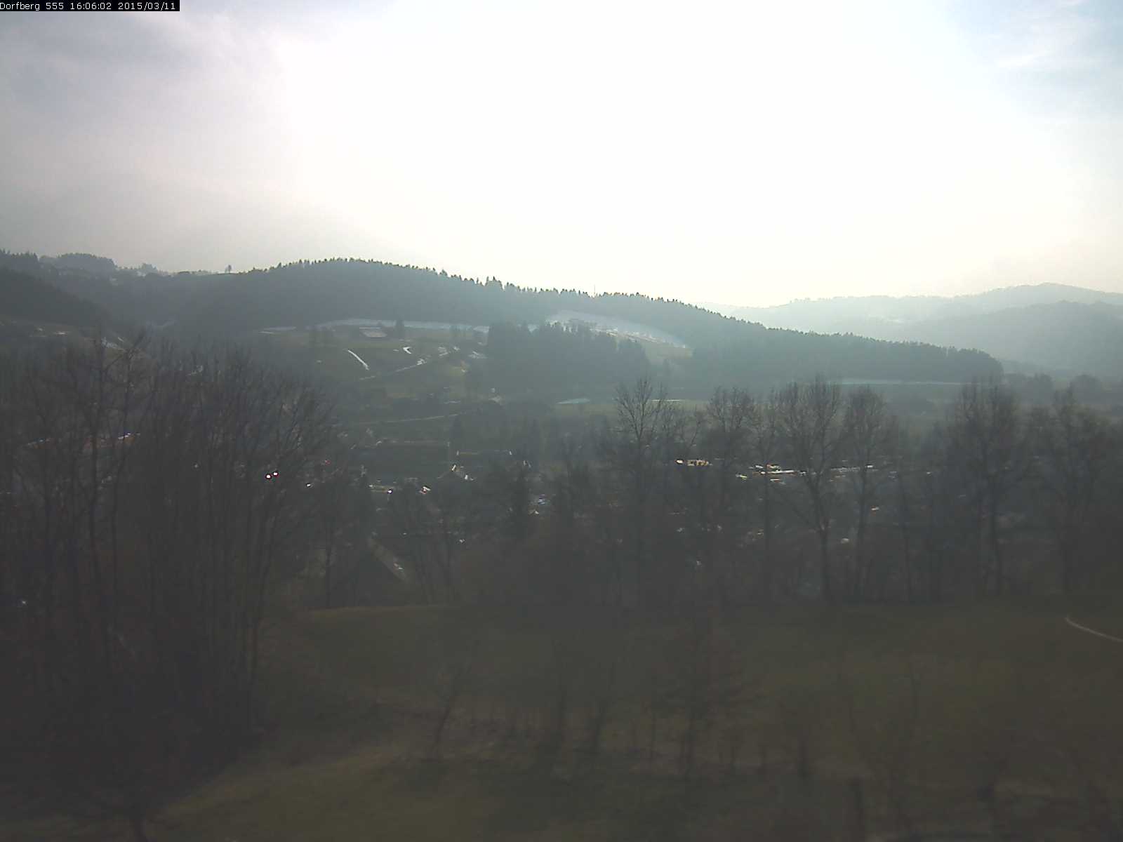 Webcam-Bild: Aussicht vom Dorfberg in Langnau 20150311-160601
