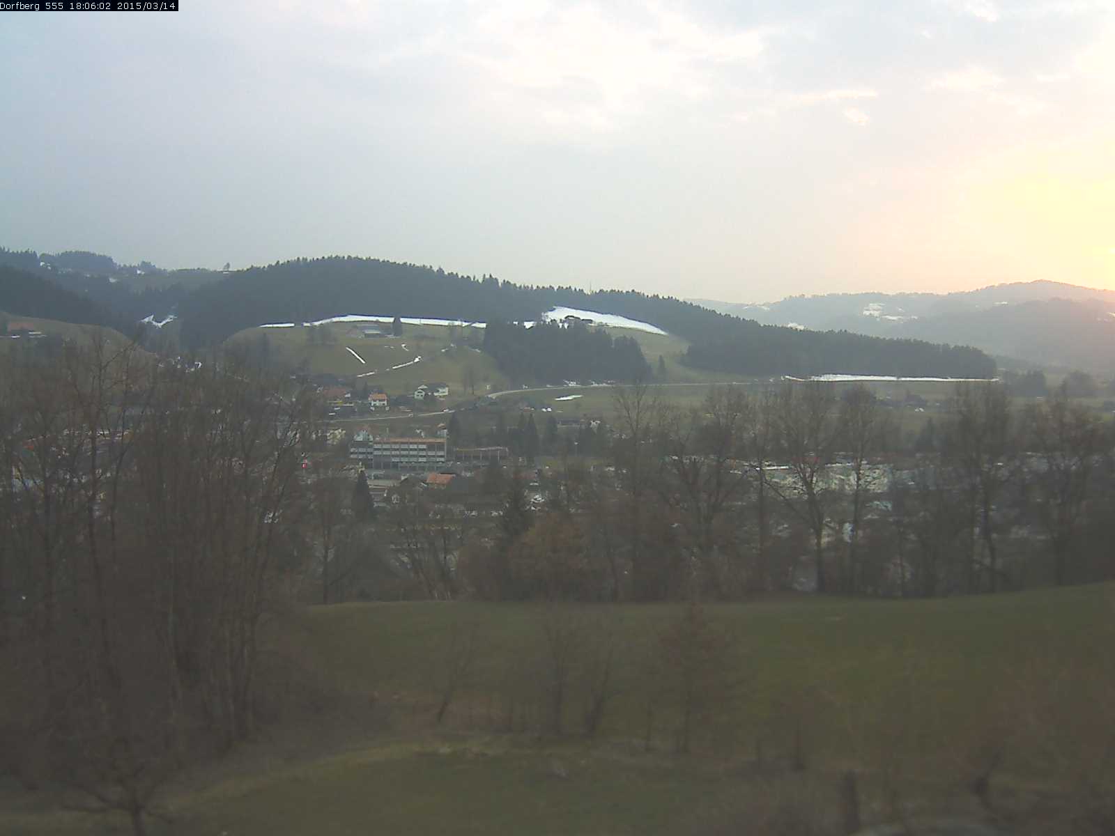Webcam-Bild: Aussicht vom Dorfberg in Langnau 20150314-180601