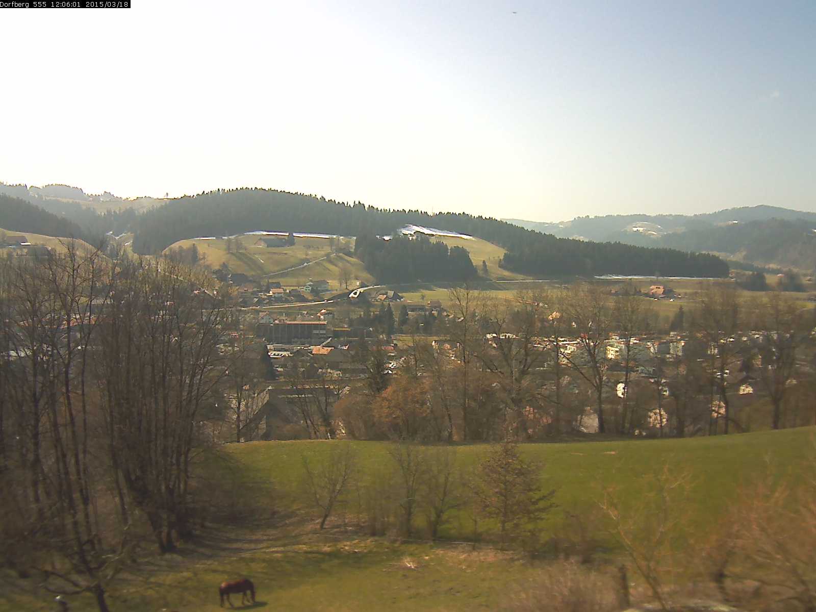 Webcam-Bild: Aussicht vom Dorfberg in Langnau 20150318-120601