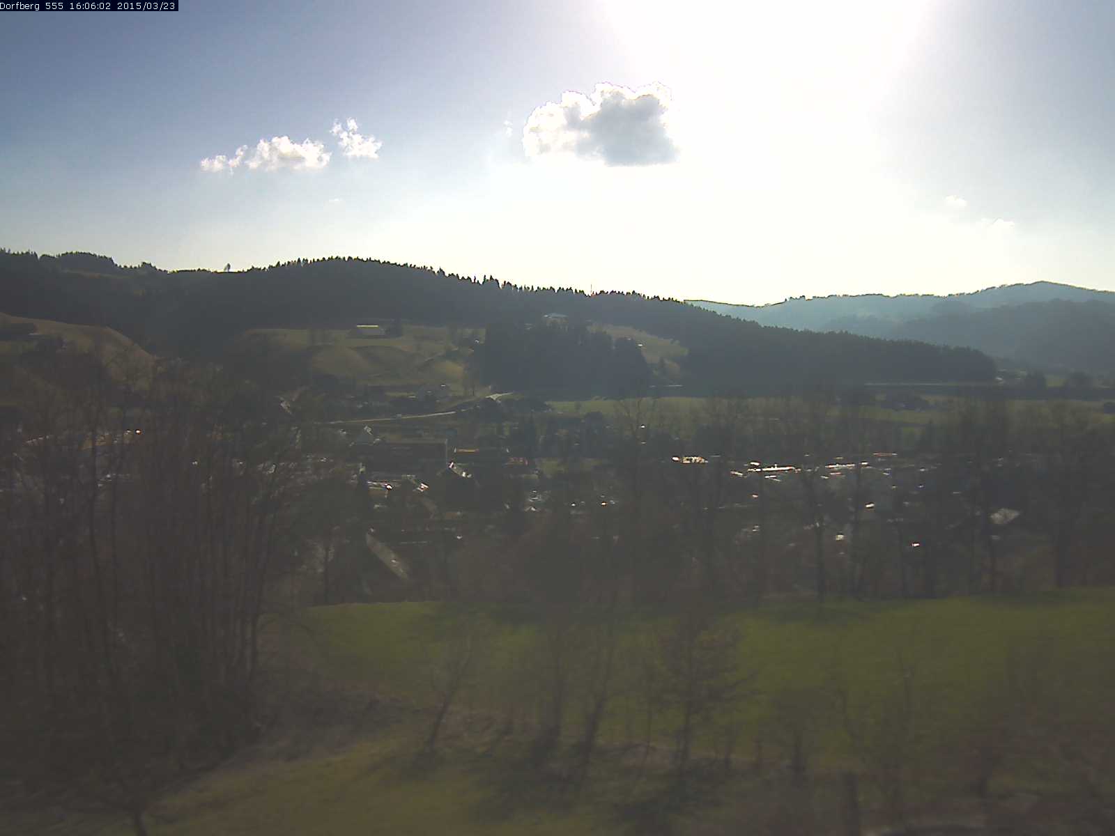 Webcam-Bild: Aussicht vom Dorfberg in Langnau 20150323-160601