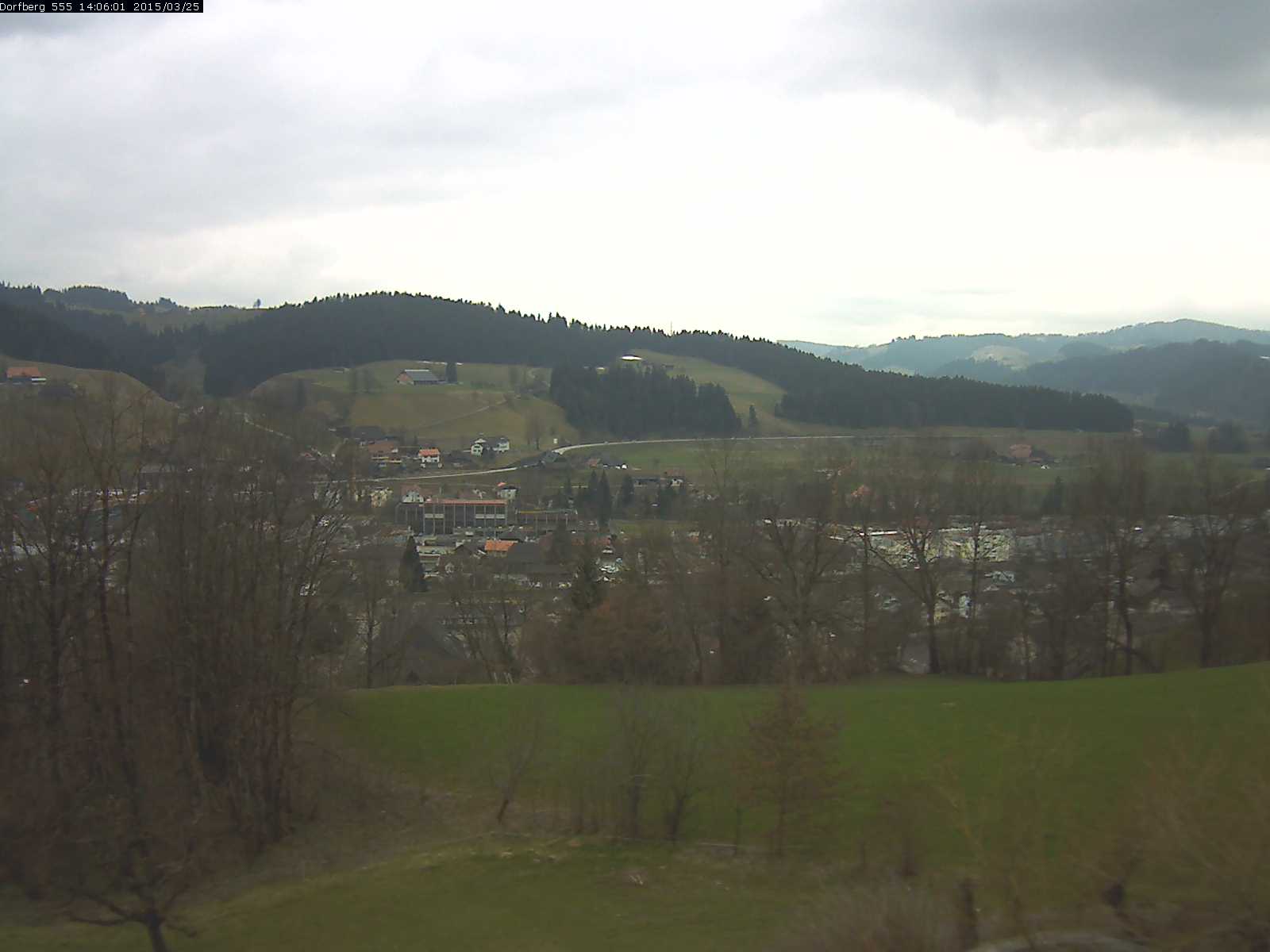 Webcam-Bild: Aussicht vom Dorfberg in Langnau 20150325-140601