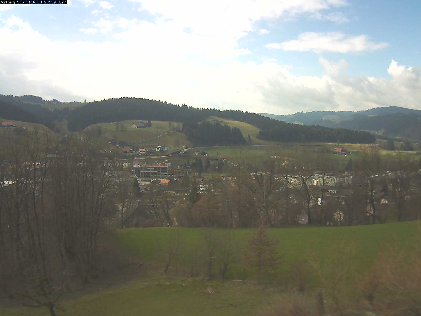 Webcam-Bild: Aussicht vom Dorfberg in Langnau 20150327-110601