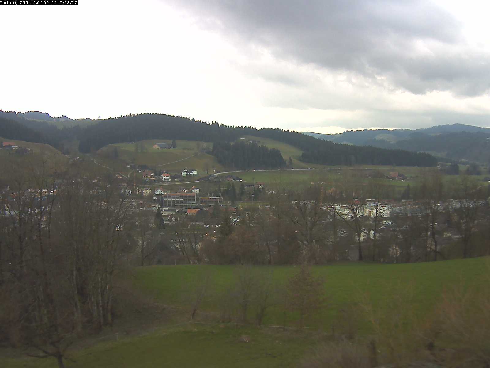 Webcam-Bild: Aussicht vom Dorfberg in Langnau 20150327-120601