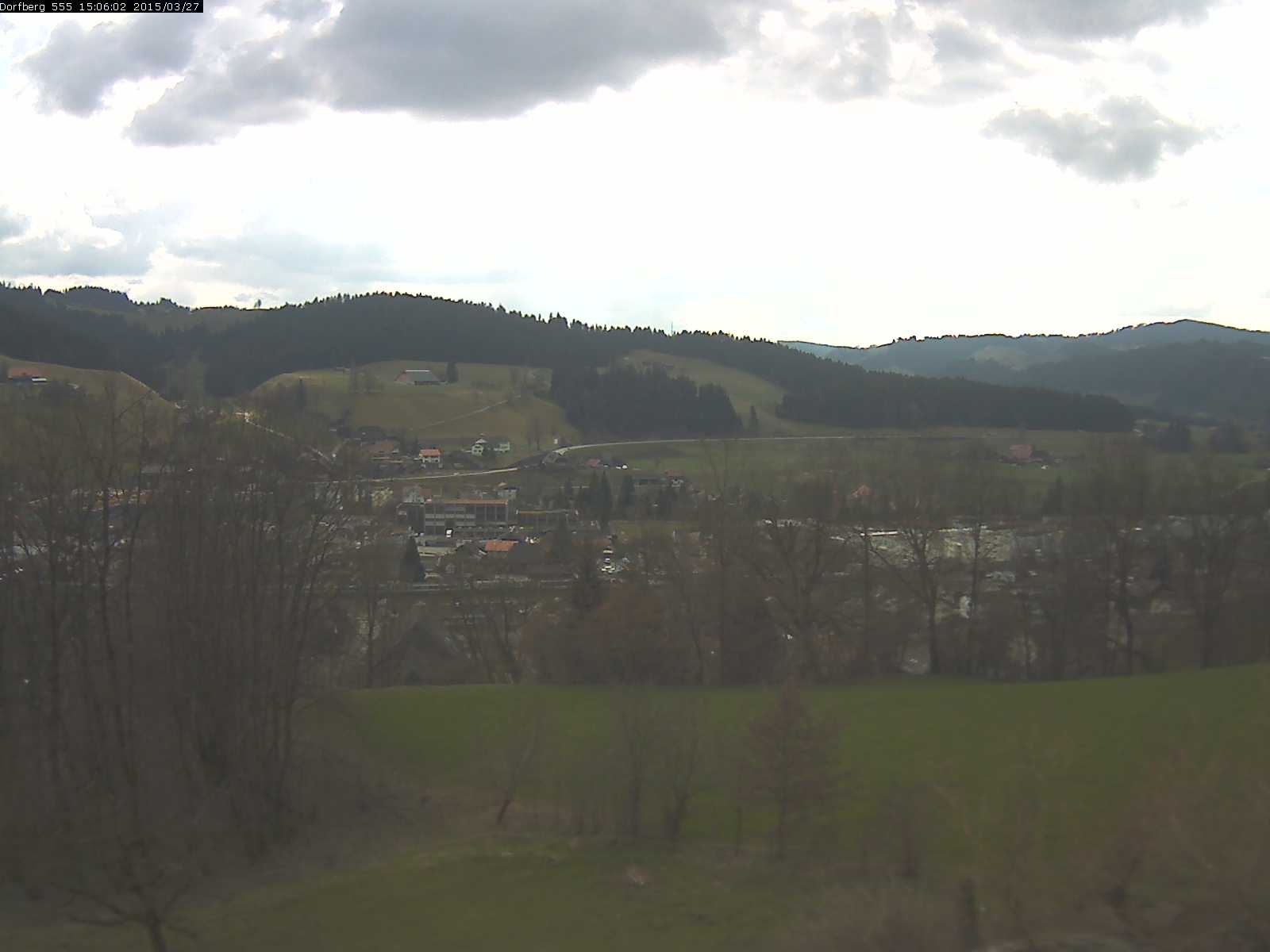 Webcam-Bild: Aussicht vom Dorfberg in Langnau 20150327-150601