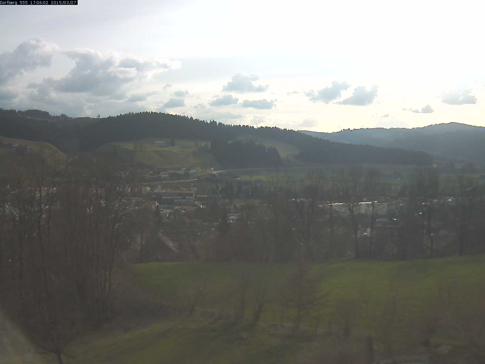 Webcam-Bild: Aussicht vom Dorfberg in Langnau 20150327-170601