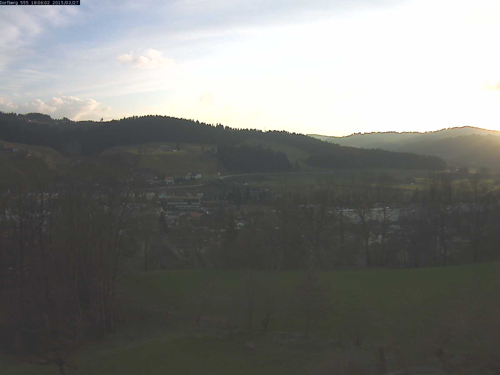 Webcam-Bild: Aussicht vom Dorfberg in Langnau 20150327-180601