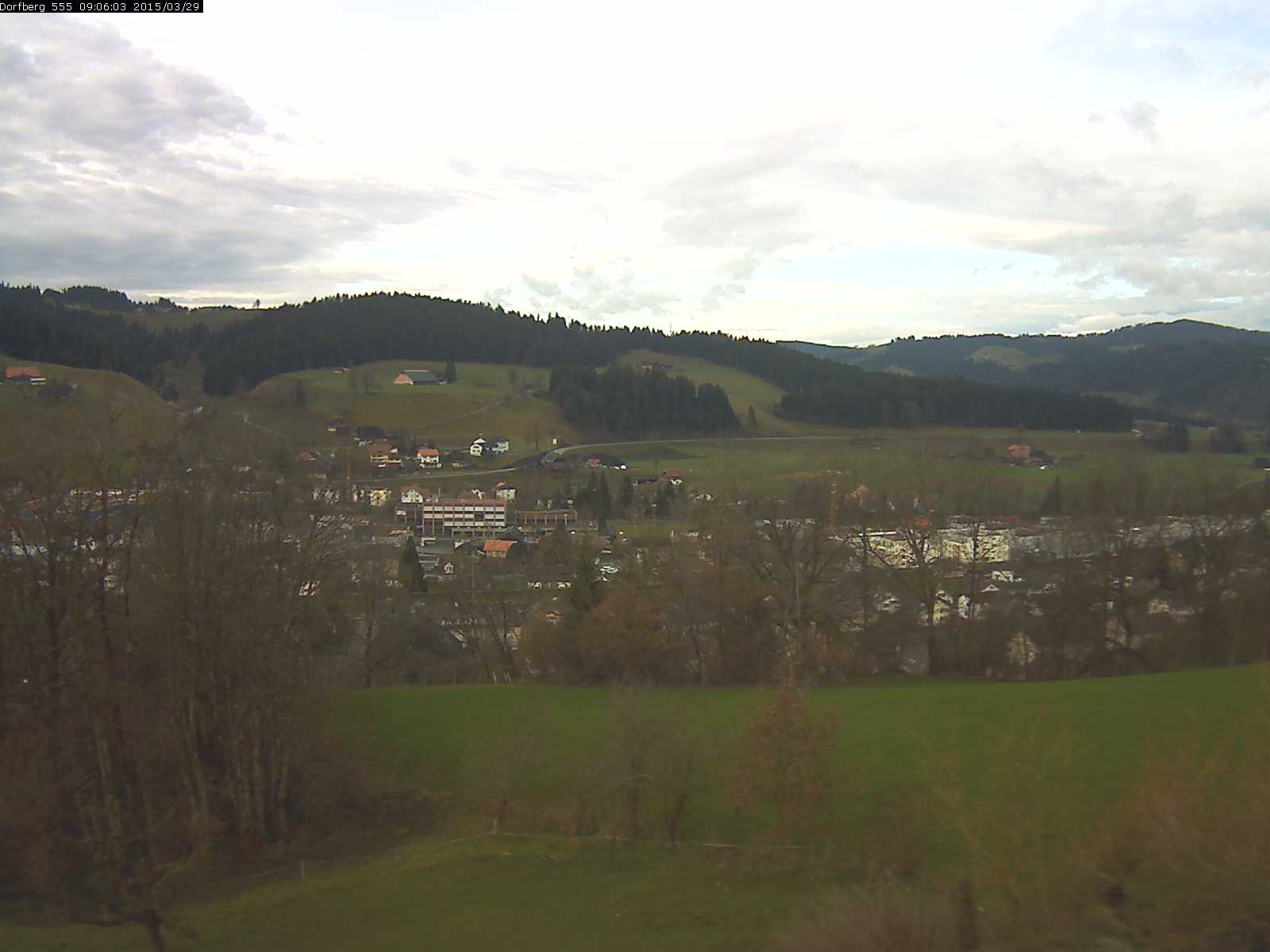 Webcam-Bild: Aussicht vom Dorfberg in Langnau 20150329-090601