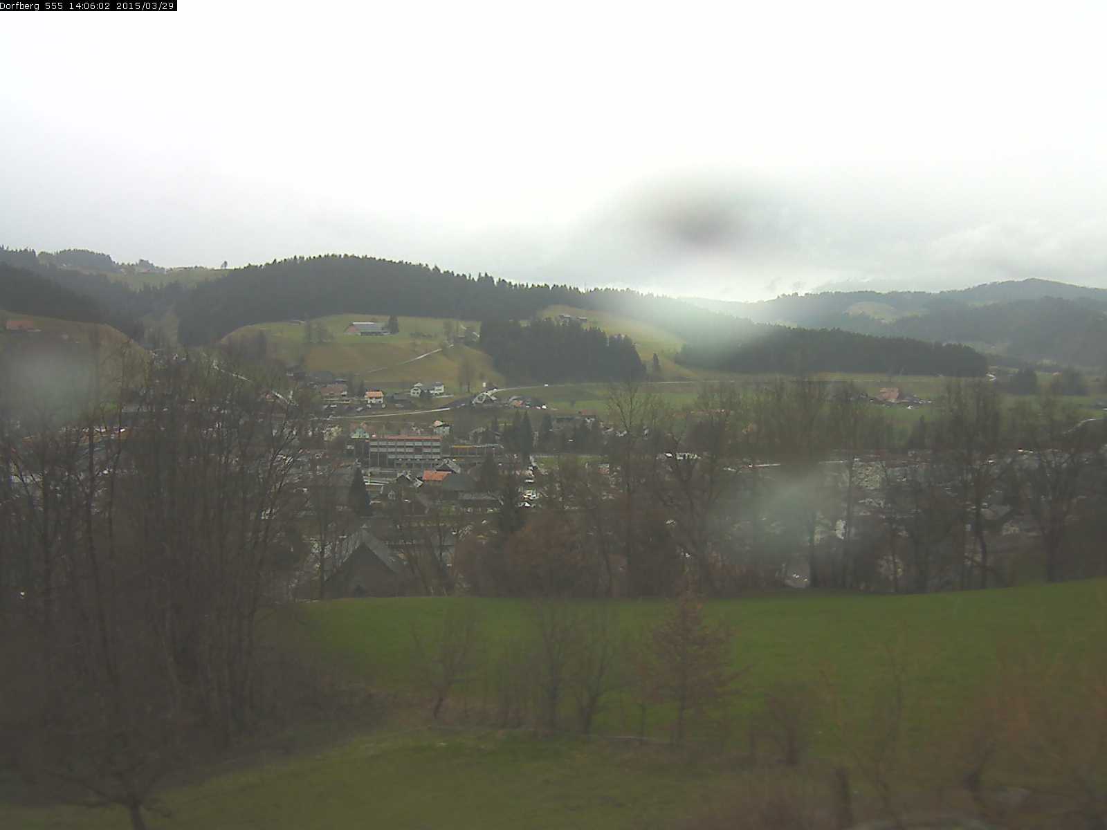 Webcam-Bild: Aussicht vom Dorfberg in Langnau 20150329-140601