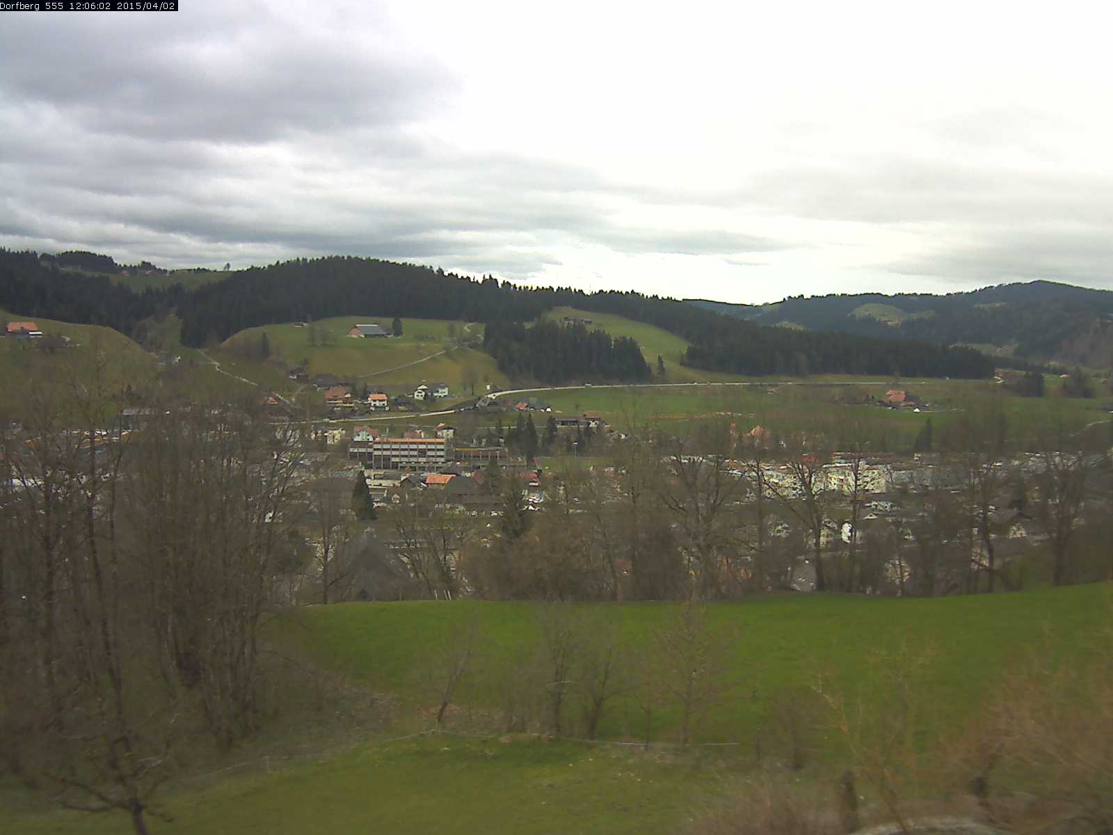 Webcam-Bild: Aussicht vom Dorfberg in Langnau 20150402-120601