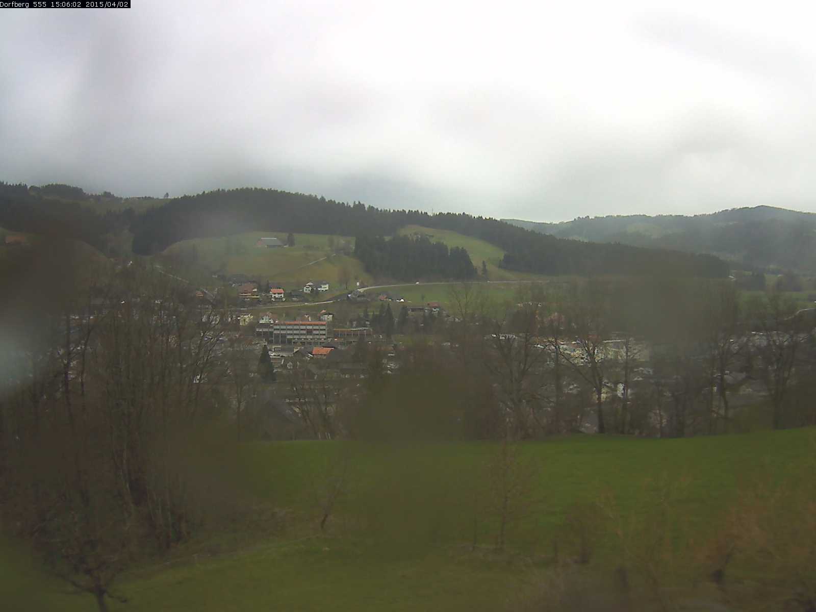 Webcam-Bild: Aussicht vom Dorfberg in Langnau 20150402-150601