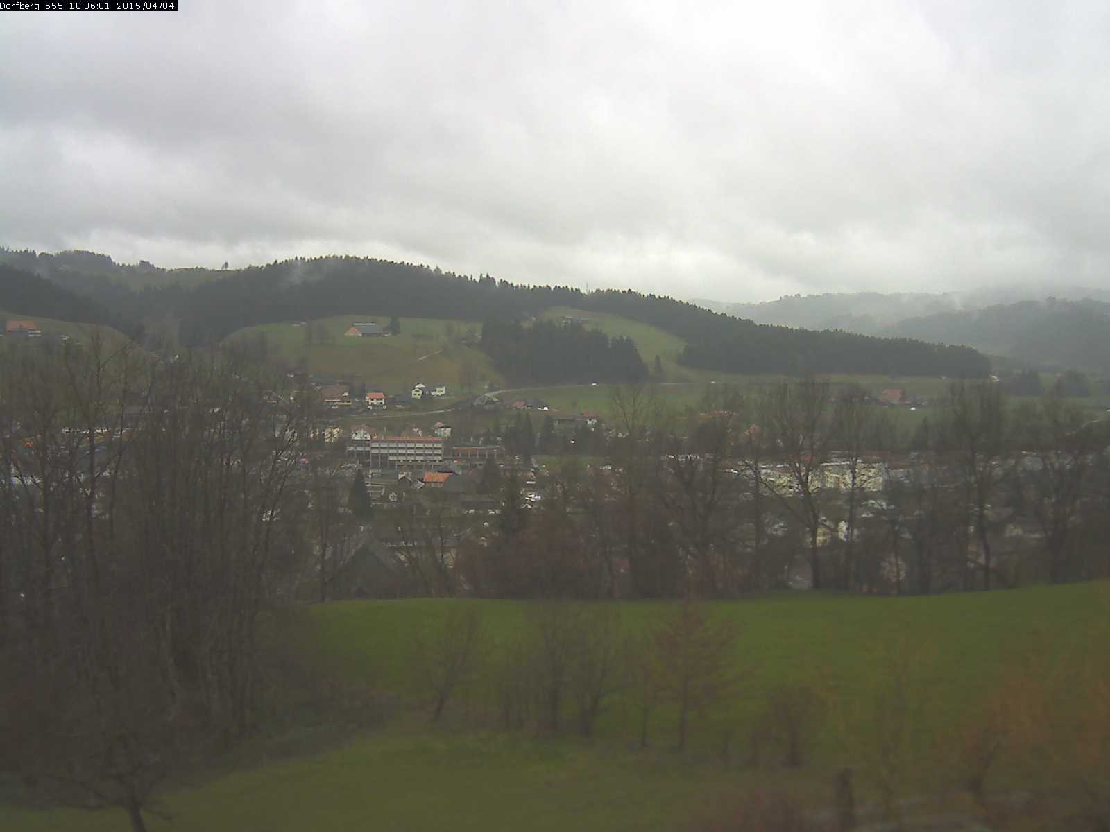 Webcam-Bild: Aussicht vom Dorfberg in Langnau 20150404-180601