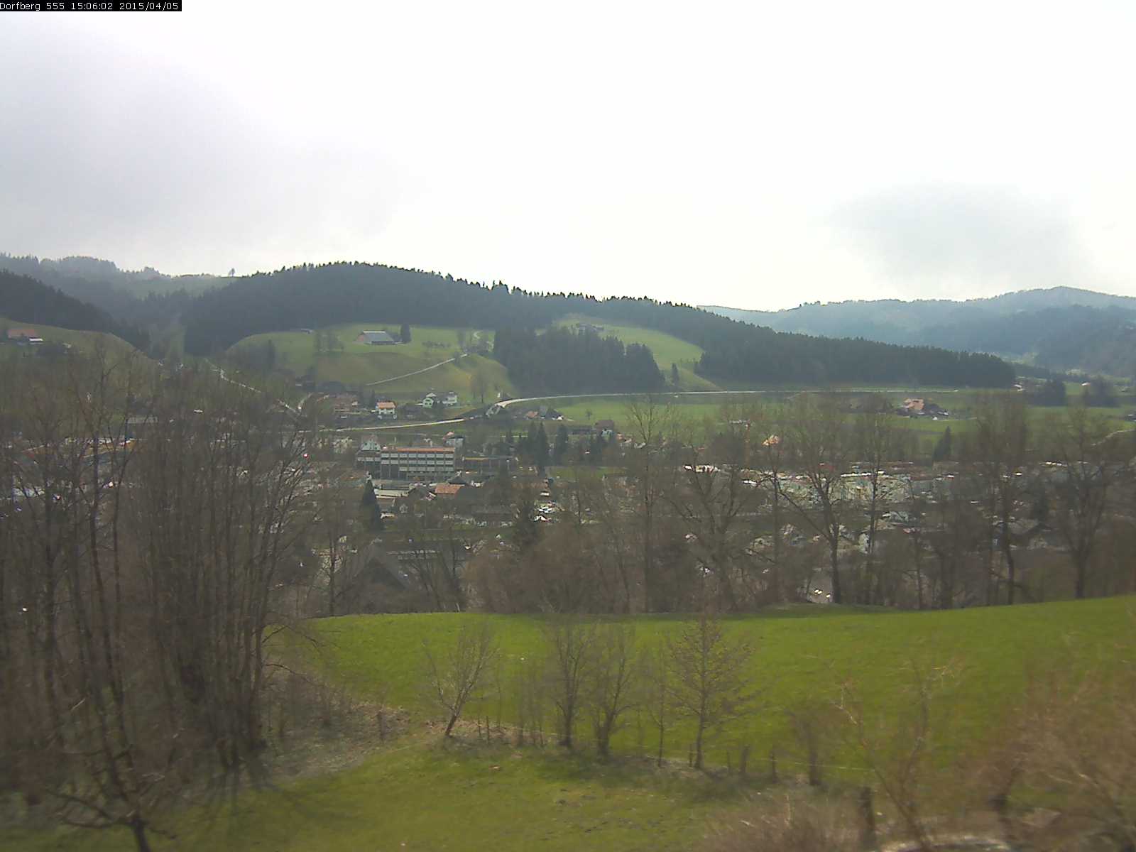 Webcam-Bild: Aussicht vom Dorfberg in Langnau 20150405-150601