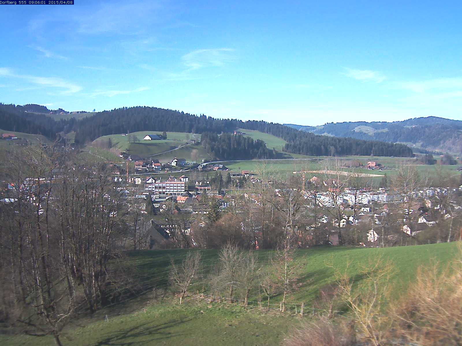 Webcam-Bild: Aussicht vom Dorfberg in Langnau 20150408-090601