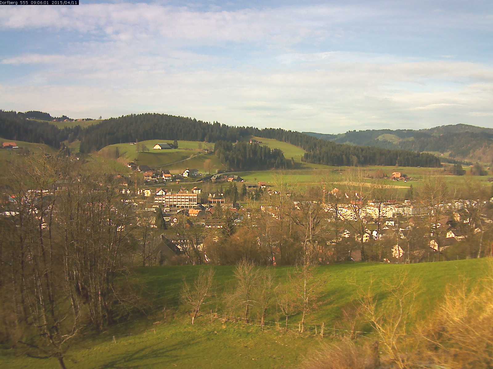 Webcam-Bild: Aussicht vom Dorfberg in Langnau 20150411-090601