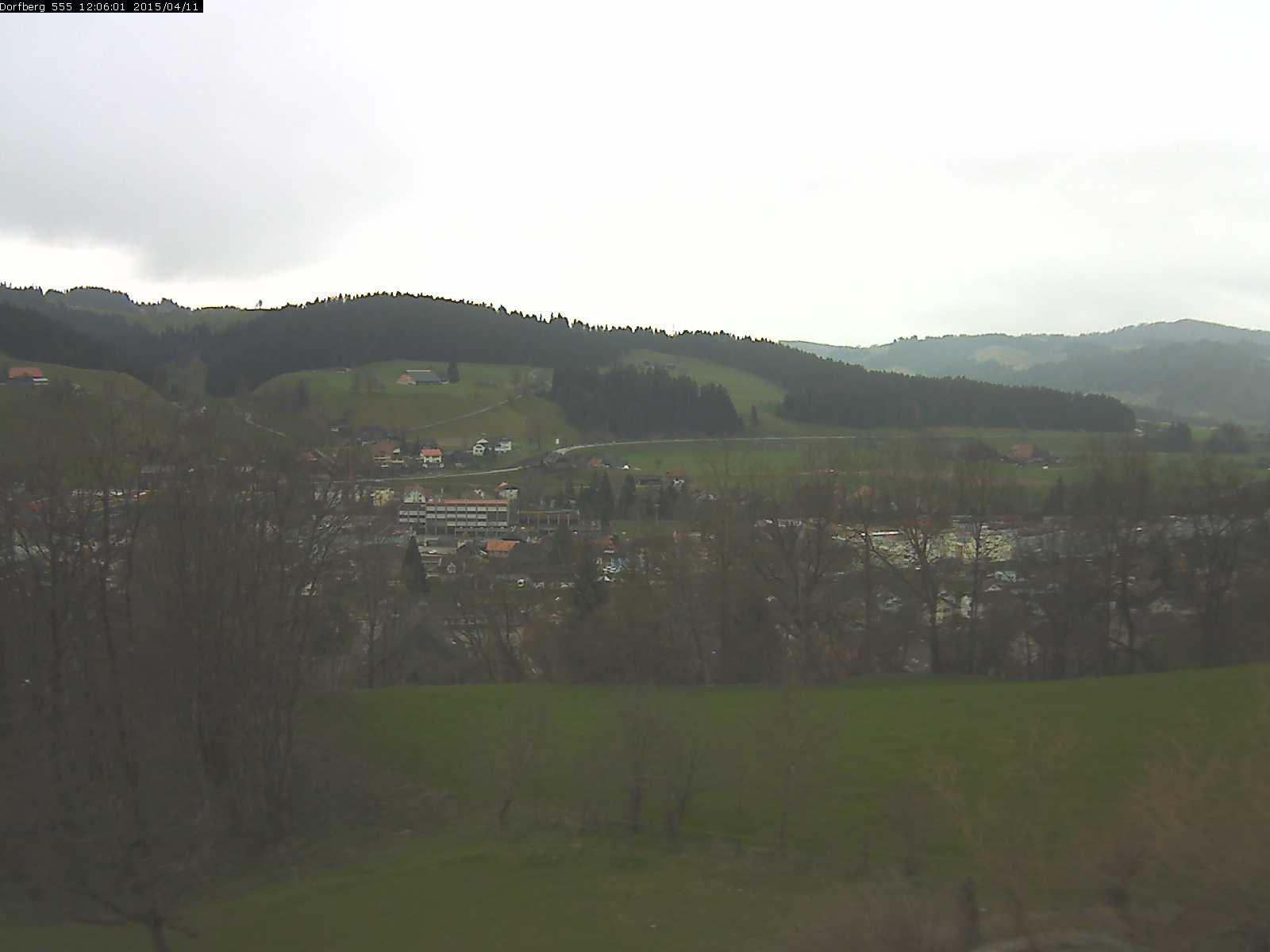 Webcam-Bild: Aussicht vom Dorfberg in Langnau 20150411-120601