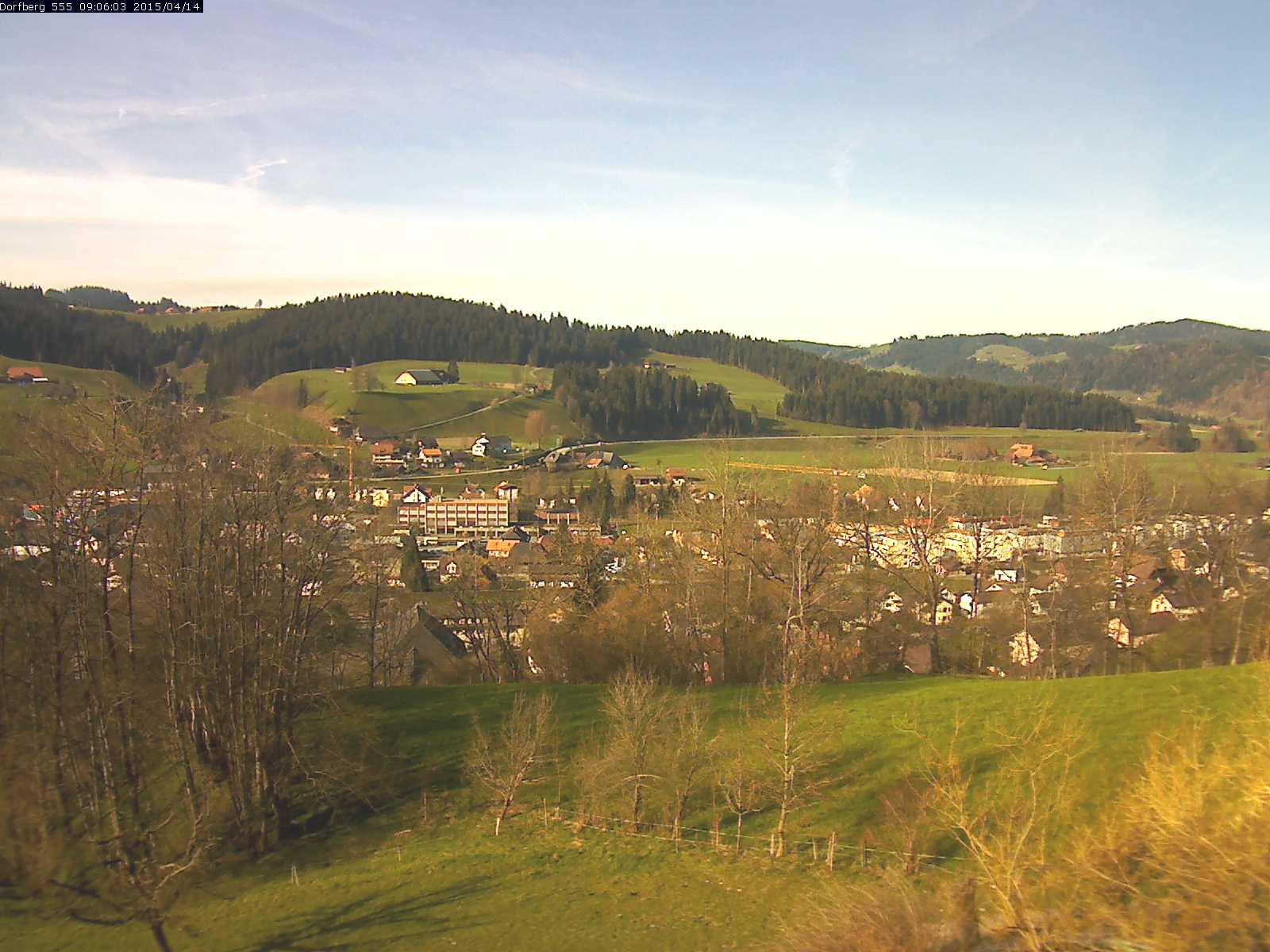 Webcam-Bild: Aussicht vom Dorfberg in Langnau 20150414-090601